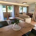 Waldrand - By Mynests * Ramsau am Dachstein