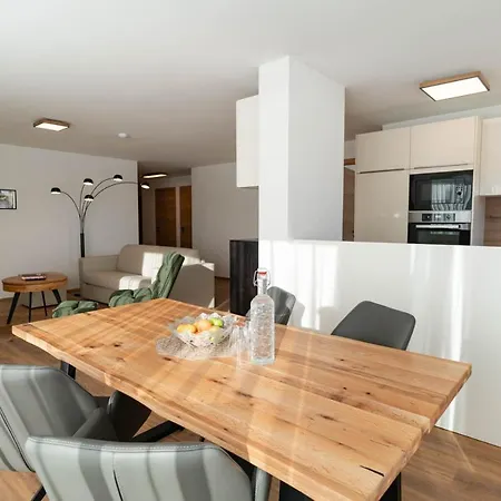 Waldrand * Ramsau am Dachstein