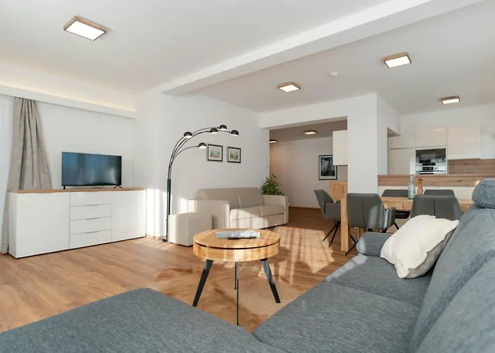 Waldrand Daire Ramsau am Dachstein